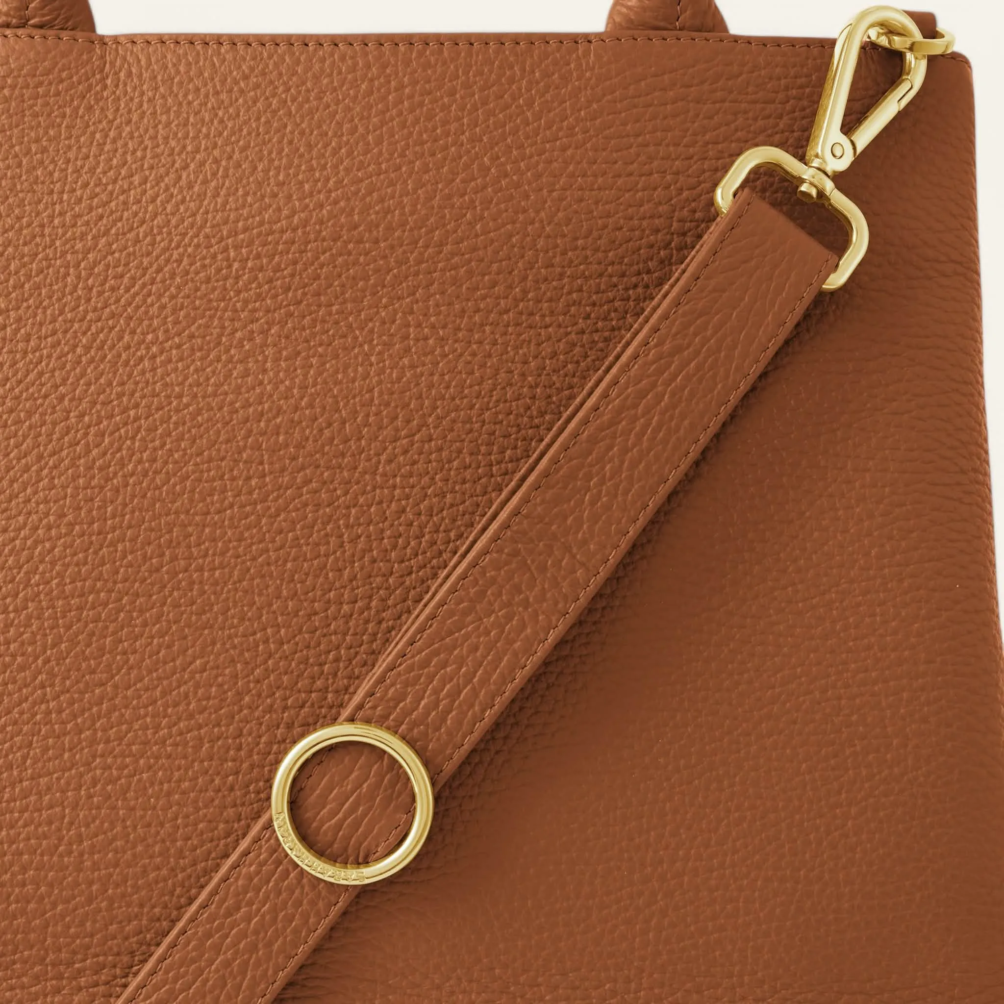 Dahlia Tote | Tan with Gold hardware