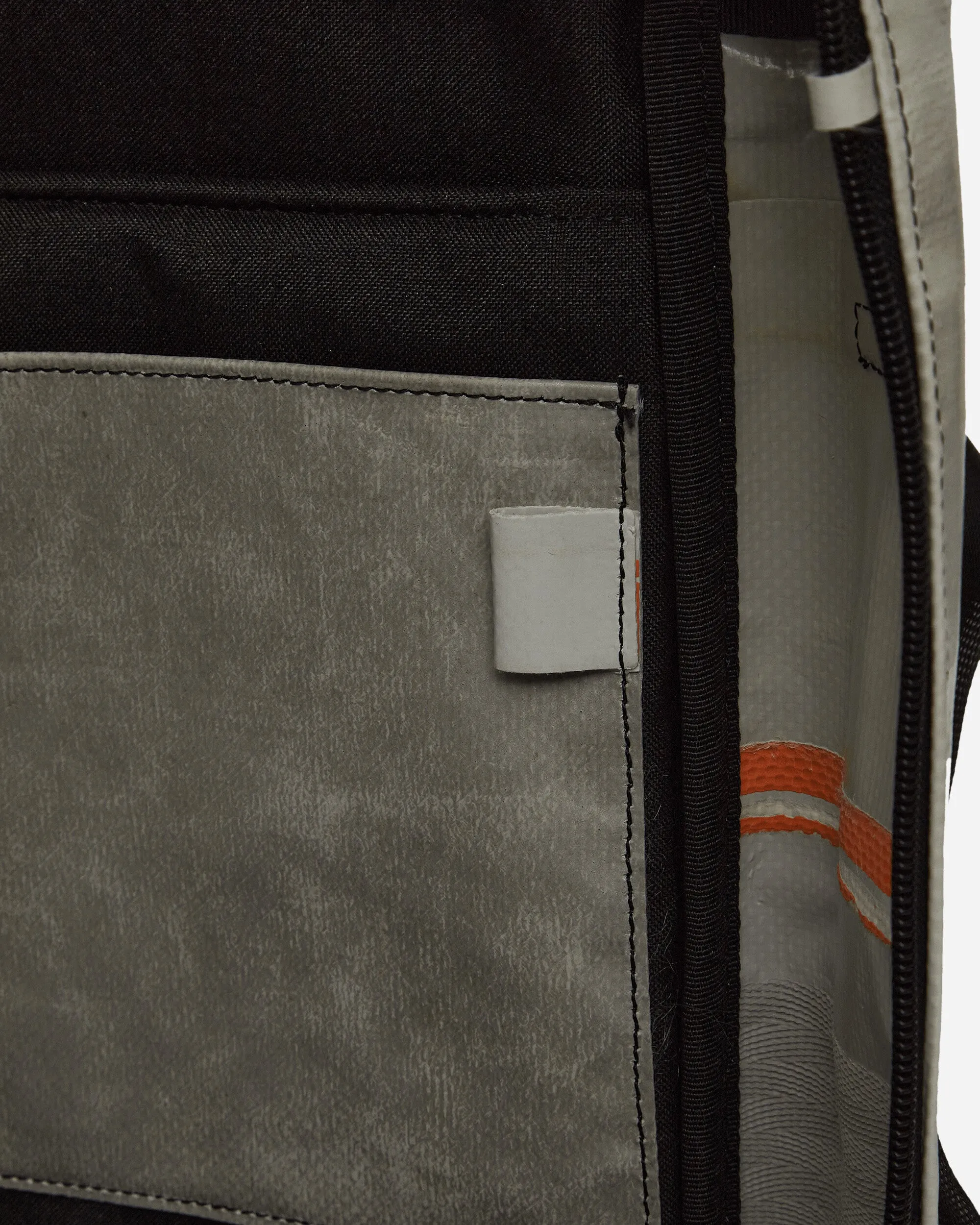 F306 Hazzard Backpack White / Blue