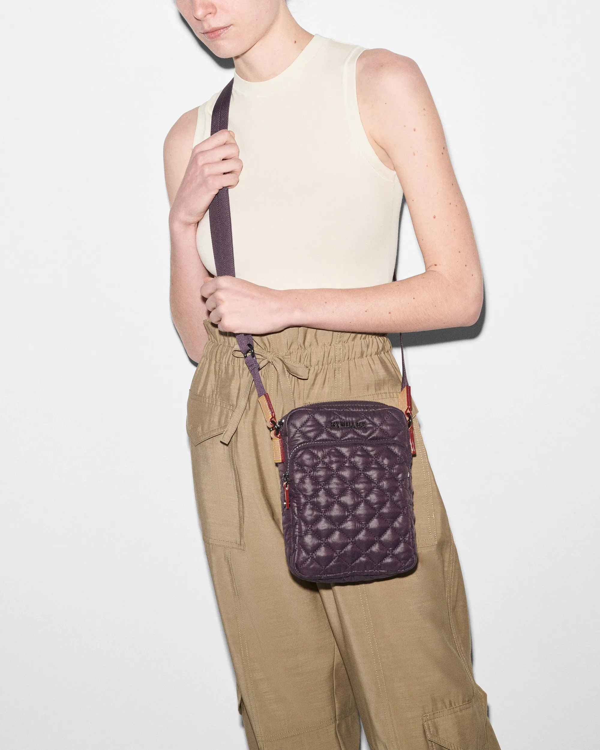 Raisin Metro Crossbody