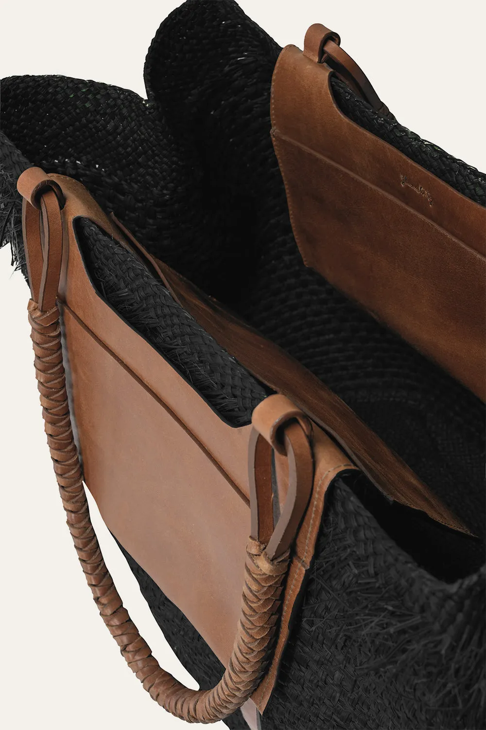 Telling Stories Bag in Black
