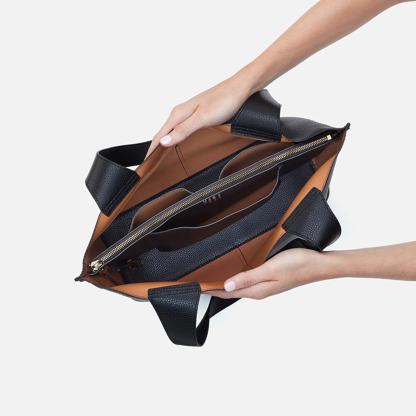 Vida Tote in Micro Pebbled Leather - Black