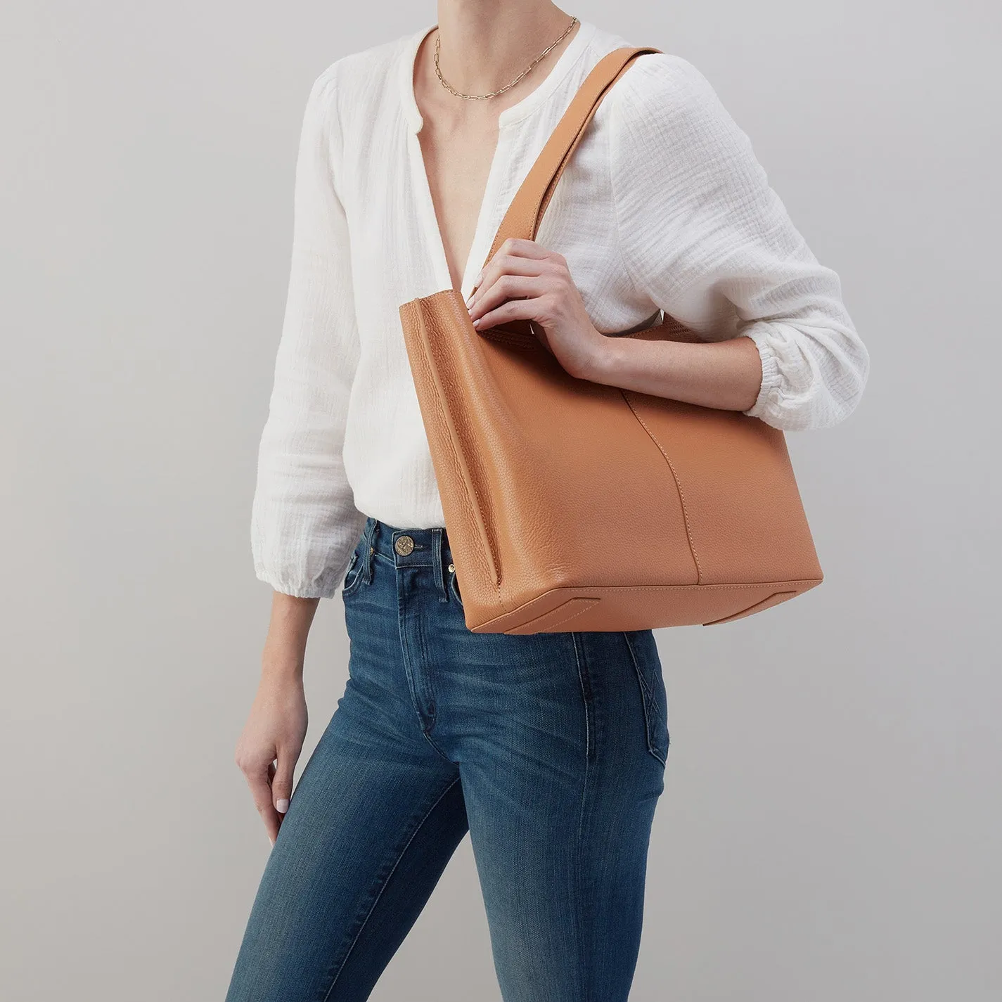 Vida Tote in Micro Pebbled Leather - Mood Indigo